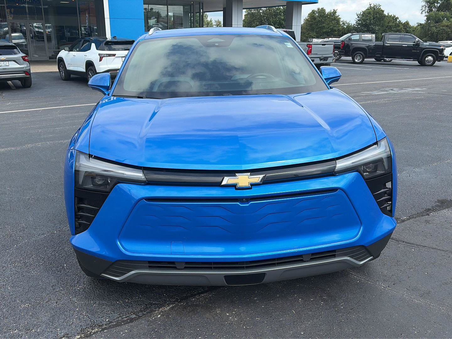 Used 2024 Chevrolet Blazer EV LT AWD/4WD image 8