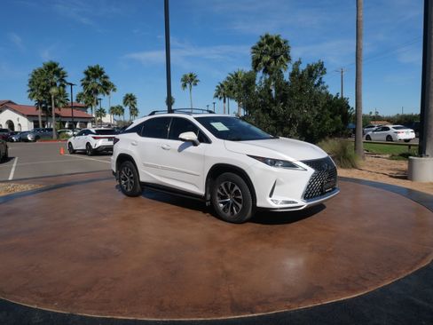 Certified 2022 Lexus RX 350 FWD w/ Premium Package image 1