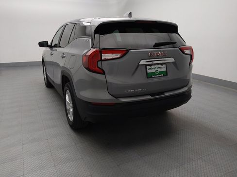 Used 2023 GMC Terrain SLE w/ LPO, Floor Liner Package FWD image 6
