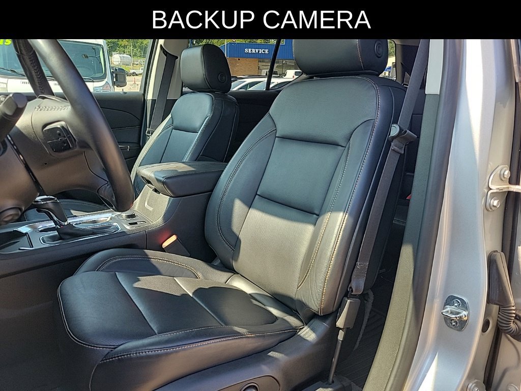 Used 2019 Chevrolet Traverse Premier w/ Driver Confidence II Package FWD image 16