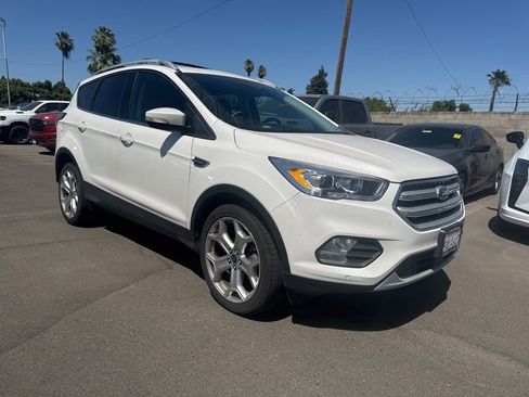 Used 2019 Ford Escape Titanium AWD/4WD image 1