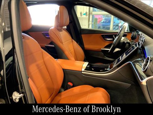 Used 2023 Mercedes-Benz C 300 4MATIC Sedan image 9