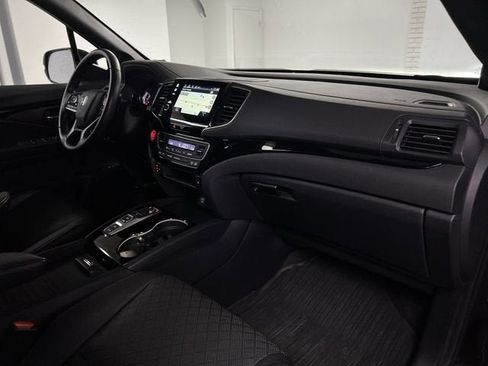 Used 2019 Honda Passport Touring image 30
