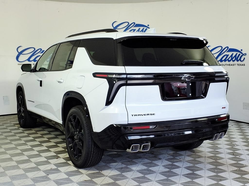 New 2026 Chevrolet Traverse RS FWD image 2