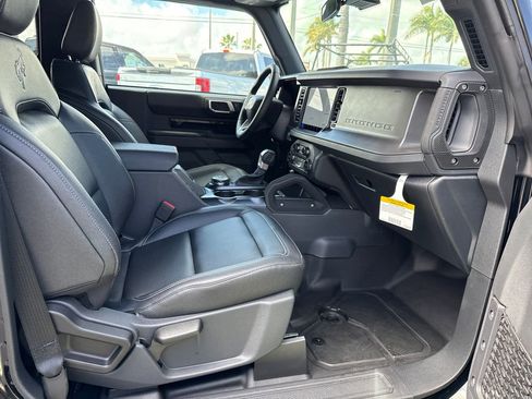 New 2025 Ford Bronco Badlands image 22