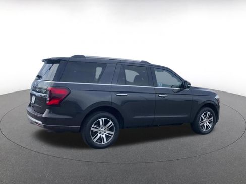 Used 2024 Ford Expedition Limited image 15