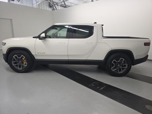 Used 2023 Rivian R1T Adventure AWD/4WD image 2