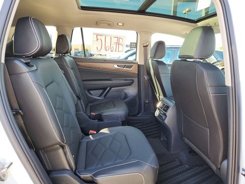 New 2026 Volkswagen Atlas SE image 14
