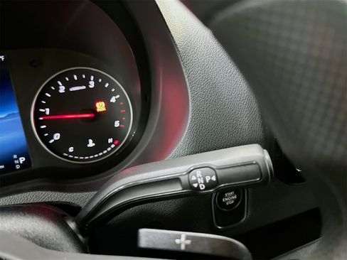 Used 2025 Mercedes-Benz Sprinter 2500 image 22