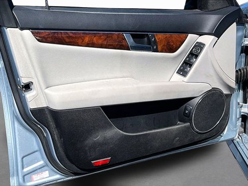 Used 2014 Mercedes-Benz C 250 Sedan image 17