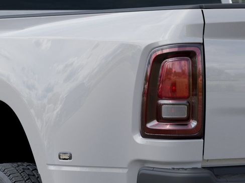 New 2026 RAM 3500 Tradesman AWD/4WD image 9