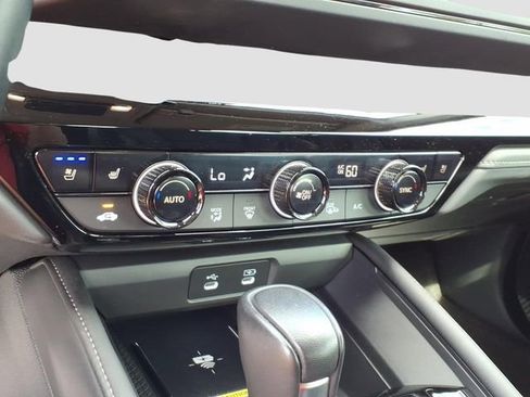 Used 2023 Honda Accord Touring image 16