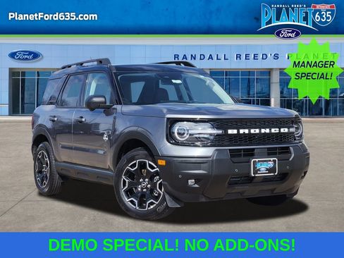 New 2025 Ford Bronco Sport Outer Banks w/ Outer Banks Tech Package+ AWD/4WD image 1