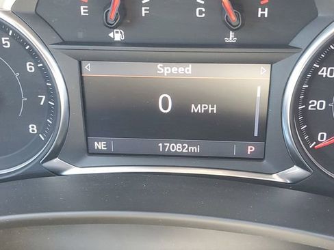 Certified 2024 GMC Terrain SLT w/ Elevation Edition AWD/4WD image 22