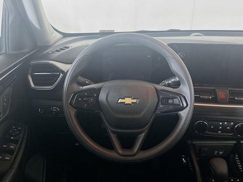 Used 2026 Chevrolet TrailBlazer LS w/ LS Convenience Package FWD image 18