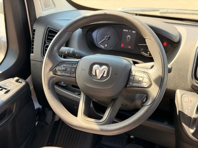 Used 2024 RAM ProMaster 2500 w/ Convenience Group FWD image 21