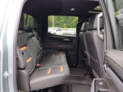 Used 2025 GMC Sierra 1500 AT4 w/ AT4 Premium Package AWD/4WD image 26