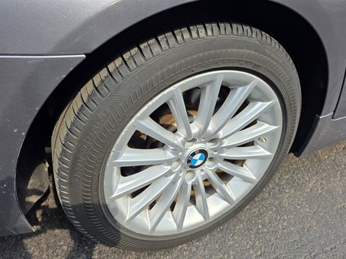 Used 2012 BMW 535i xDrive Sedan AWD/4WD image 29