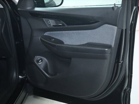 Used 2024 Chevrolet TrailBlazer LS FWD image 33