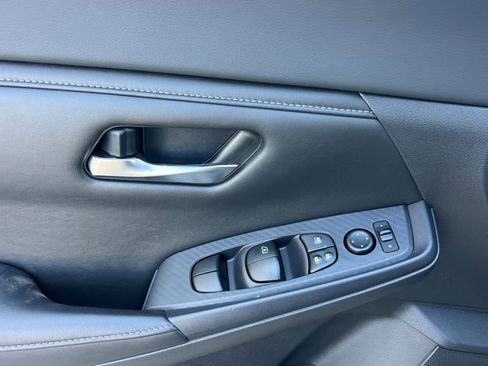 Used 2021 Nissan Sentra SV image 13