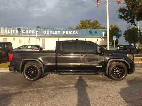 Used 2022 GMC Sierra 1500 Elevation w/ Preferred Package image 3