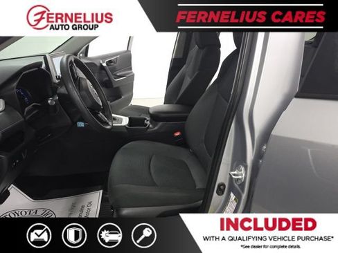 Used 2024 Toyota RAV4 LE AWD/4WD image 17