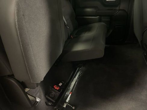 Used 2020 Chevrolet Silverado 1500 Custom w/ Custom Convenience Package image 40