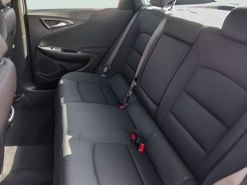 Used 2025 Chevrolet Malibu LT FWD image 26