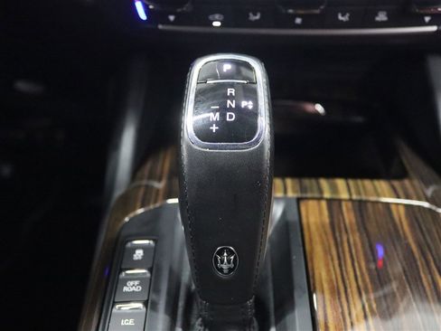 Used 2021 Maserati Levante GranSport image 29