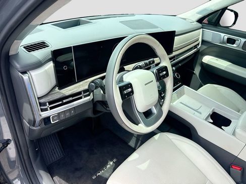 Used 2025 Hyundai Santa Fe Calligraphy FWD image 10