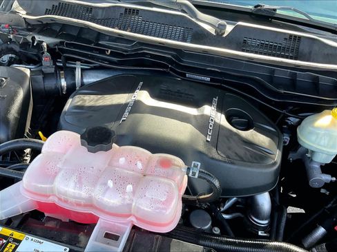 Used 2015 RAM 1500 Big Horn image 32