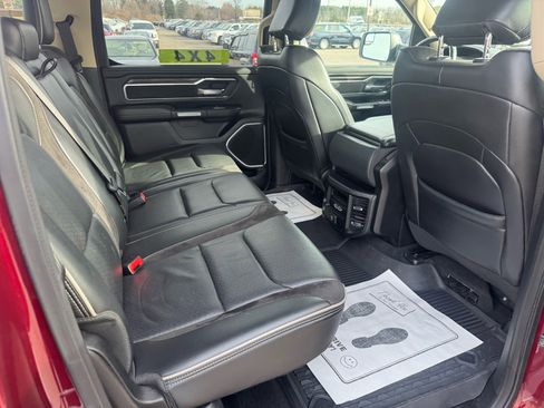 Used 2019 RAM 1500 Laramie image 12