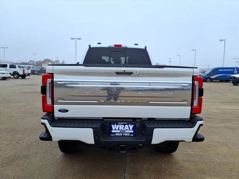 Used 2024 Ford F350 Platinum w/ Tremor Off-Road Package image 3