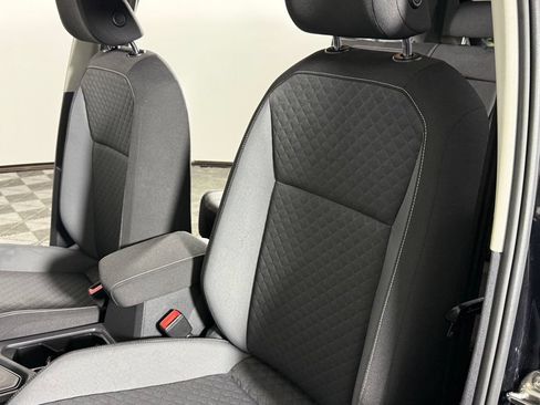 Used 2021 Volkswagen Tiguan S FWD image 19