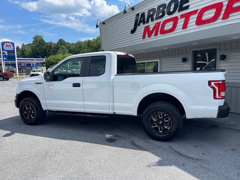 Used 2017 Ford F150 XL w/ Equipment Group 101A Mid AWD/4WD image 4