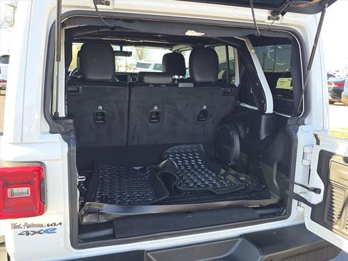 Used 2021 Jeep Wrangler Unlimited Rubicon 4xe w/ Steel Bumper Group image 15