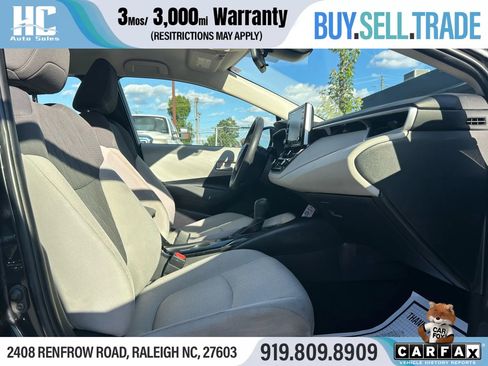 Used 2021 Toyota Corolla LE image 18