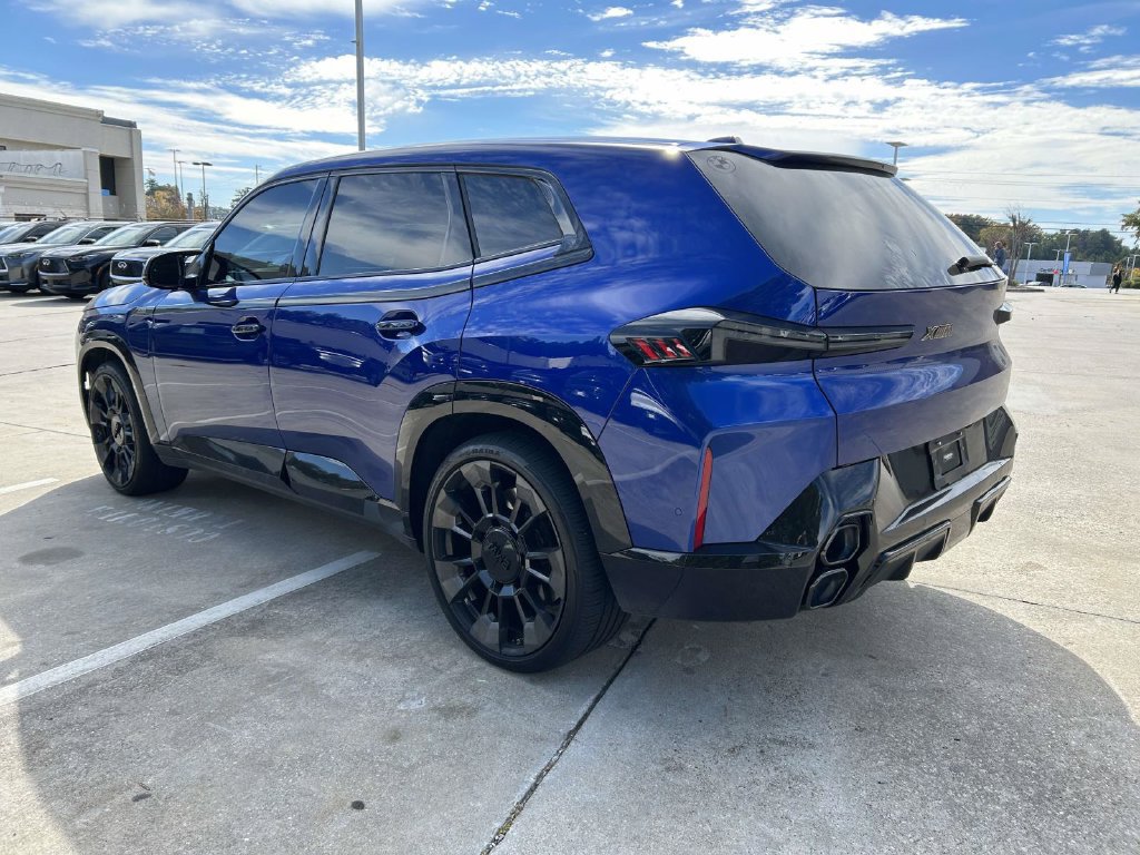 Used 2023 BMW XM AWD/4WD image 5