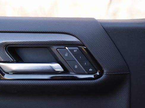 Certified 2023 Chevrolet Silverado 1500 ZR2 w/ Technology Package image 29