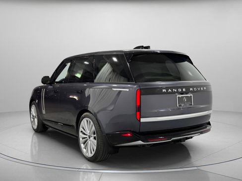 New 2026 Land Rover Range Rover Autobiography image 3