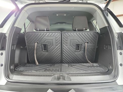 Used 2018 GMC Acadia SLE FWD image 44