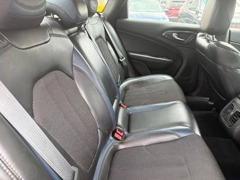 Used 2015 Chrysler 200 S w/ Navigation & Sound Group I FWD image 27