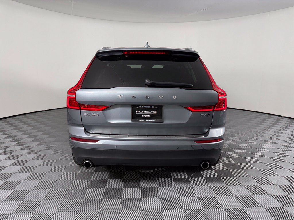 Used 2021 Volvo XC60 T6 Momentum AWD/4WD image 8