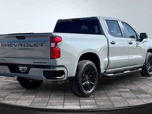 Used 2024 Chevrolet Silverado 1500 Custom w/ Turbomax Blackout Package RWD image 7
