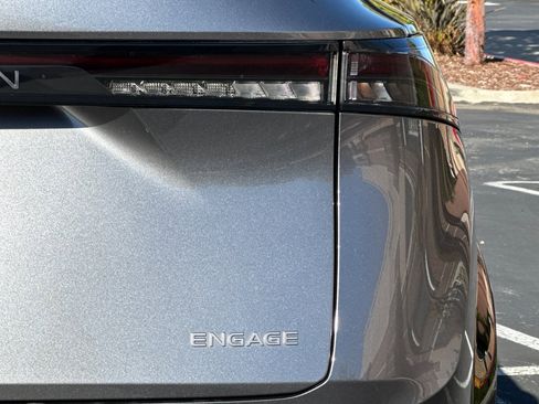 Certified 2023 Nissan Ariya FWD image 34