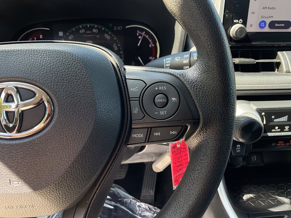 Used 2025 Toyota RAV4 LE FWD image 12