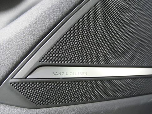 Used 2025 Audi A6 3.0T Prestige w/ Prestige Package image 9