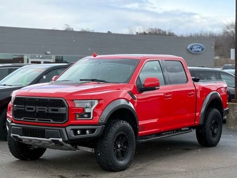 Used 2019 Ford F150 Raptor w/ Equipment Group 802A Luxury image 40