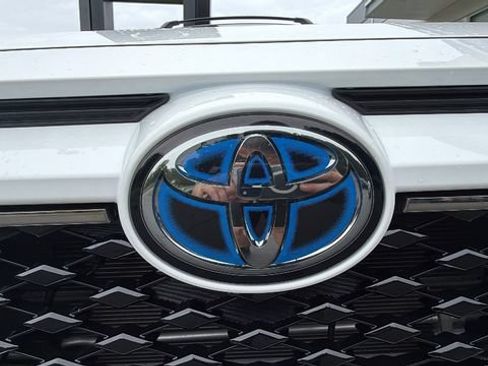 Used 2023 Toyota RAV4 SE w/ Weather & Moonroof Package AWD/4WD image 15