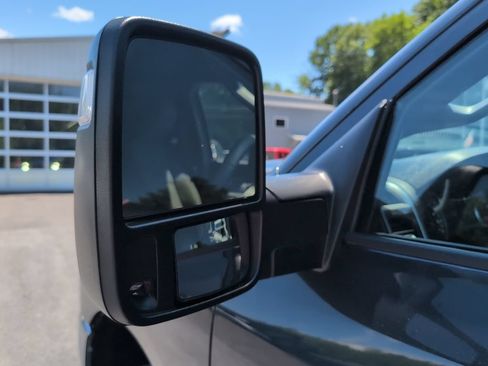 Used 2025 RAM 2500 Big Horn AWD/4WD image 14